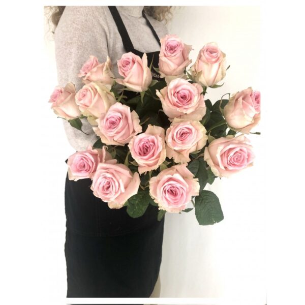 Bouquet de roses roses 70 CM